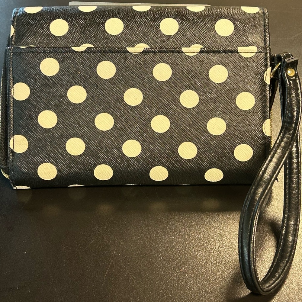 🐕3/20 Black and White Polka Dot Wristlet - Picture 4 of 11